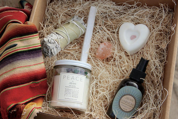 PEACE + LOVE + HARMONY Box – J'aime: I Love